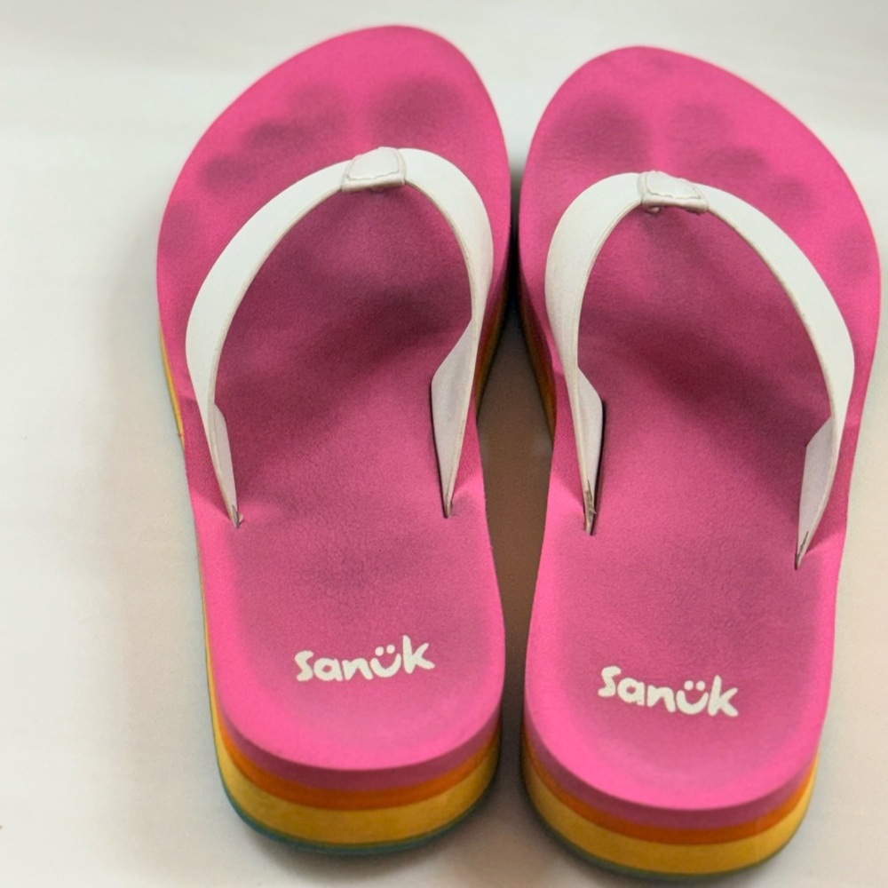 Sanuk Highland St. Pink Rainbow Platform Flip Flops
